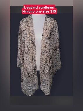 Lightweight Neutral Animal Print Kimono